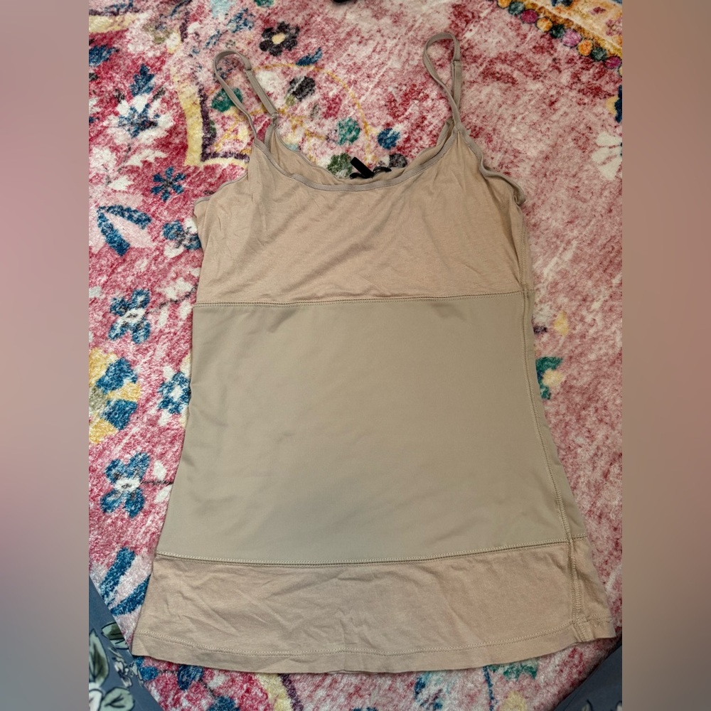 Daisy Fluent’s Large tan  tummy control‎ tank